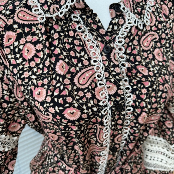 Miss June - Picture 3 of 10